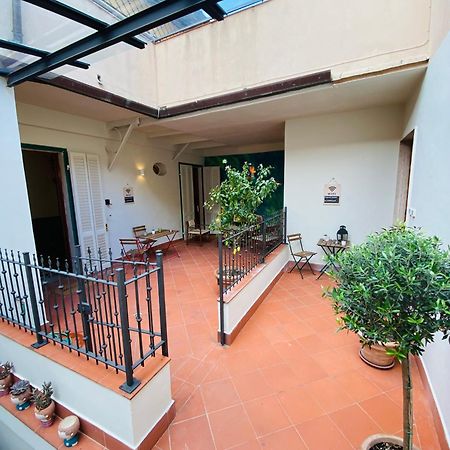 Blom Apartments Pisa Bagian luar foto