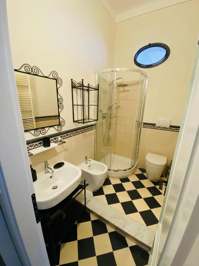 Blom Apartments Pisa Bagian luar foto