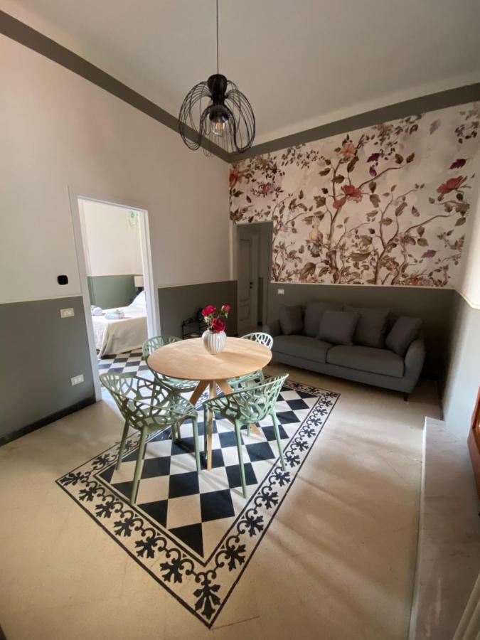 Blom Apartments Pisa Bagian luar foto