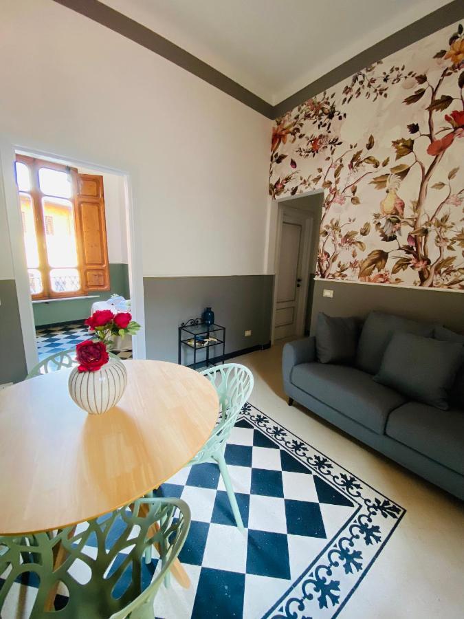 Blom Apartments Pisa Bagian luar foto