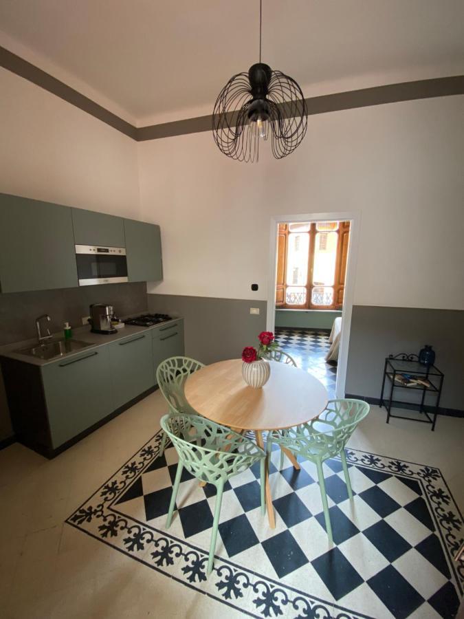 Blom Apartments Pisa Bagian luar foto