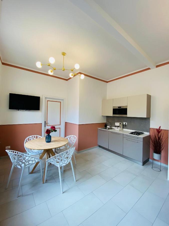 Blom Apartments Pisa Bagian luar foto